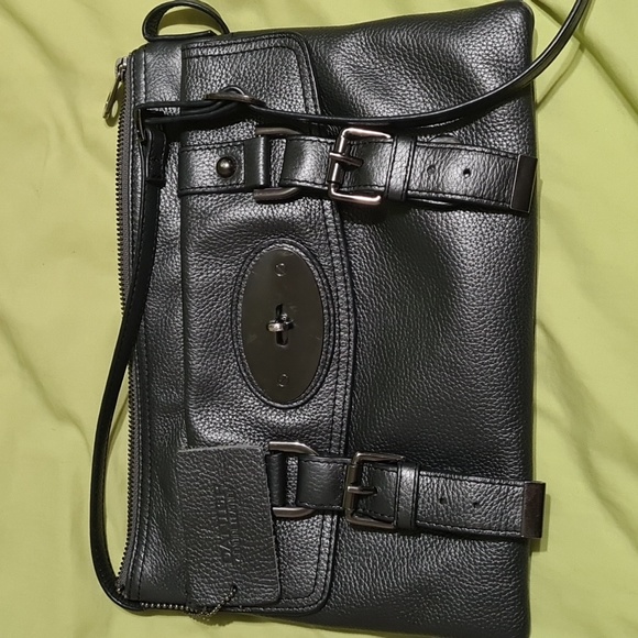 Danier Leather Crossbody - Picture 1 of 3